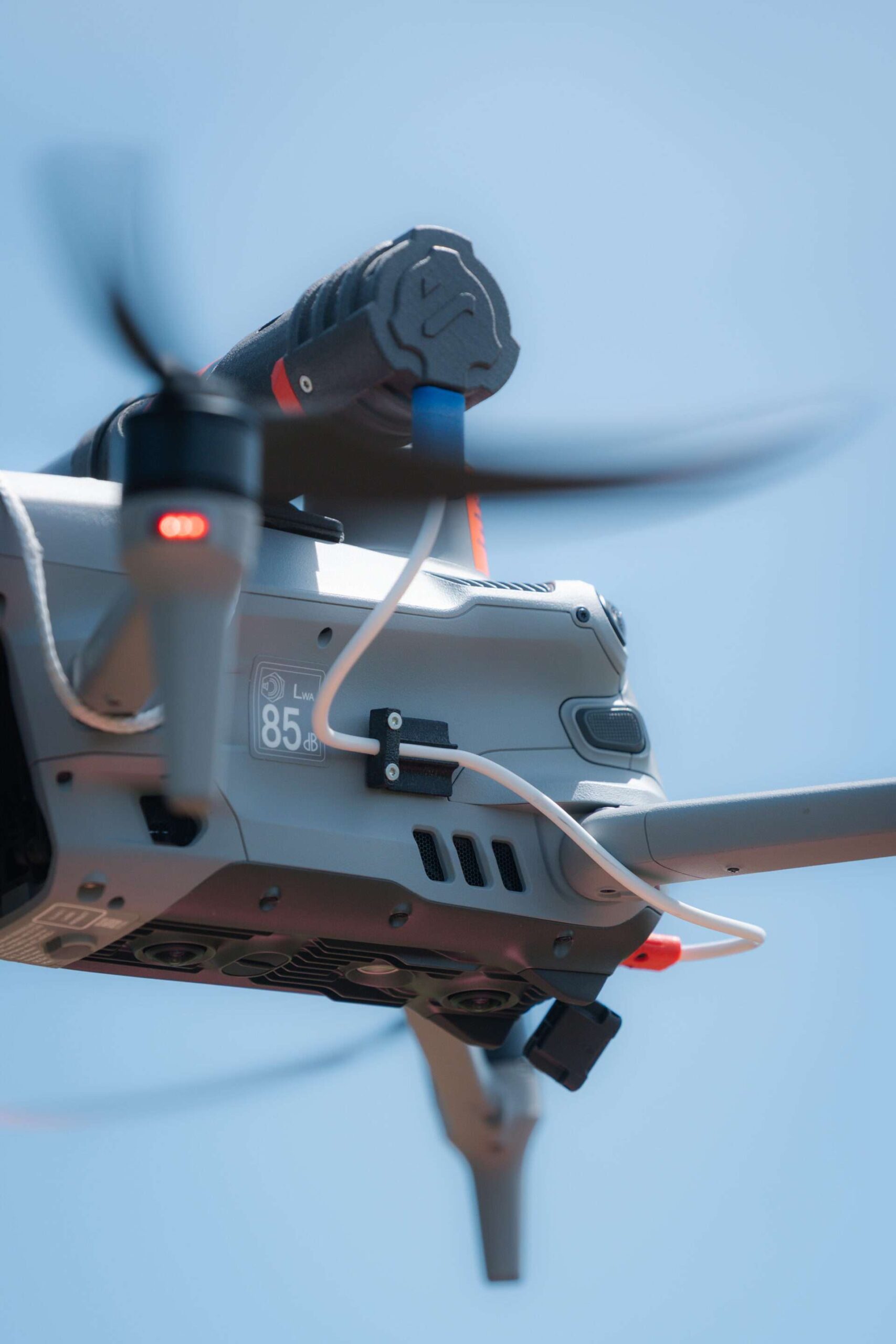 DSC01499-scaled-1.jpg Dronavia Kronos M4 – Σύστημα αλεξίπτωτου για DJI Matrice 4E / 4T – 3